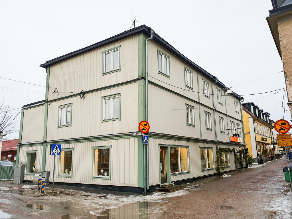 2 – Drottninggatan 6